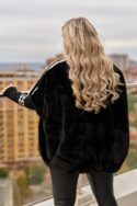 Витончена шубка з акцентним дизайном чорний колір - Зображення 2