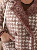 Стильне альпакове пальто з хутряним коміром - Зображення 4